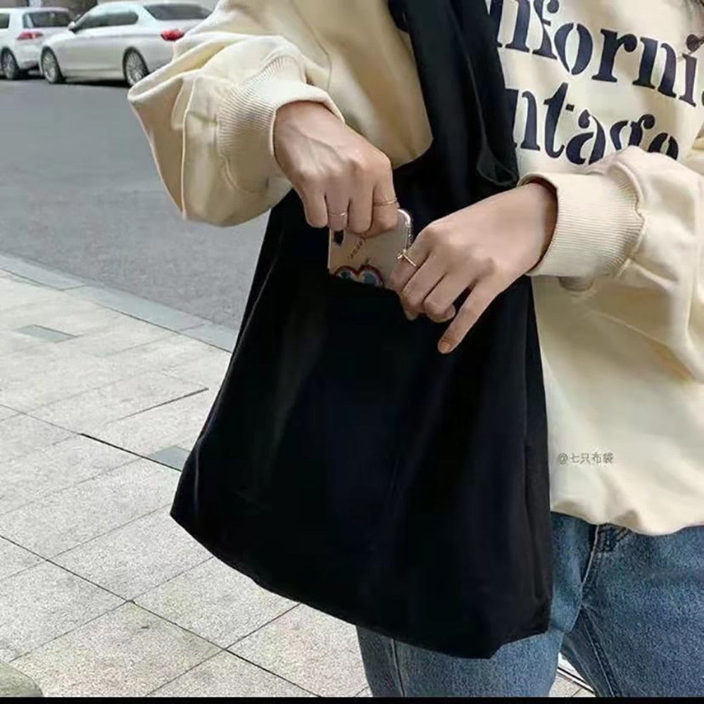 Capacity Travel Tote Bags